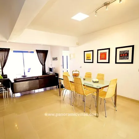 Playa Blanca Sleeps 6 Pool Air Con Wifi * Playa Blanca (Lanzarote)